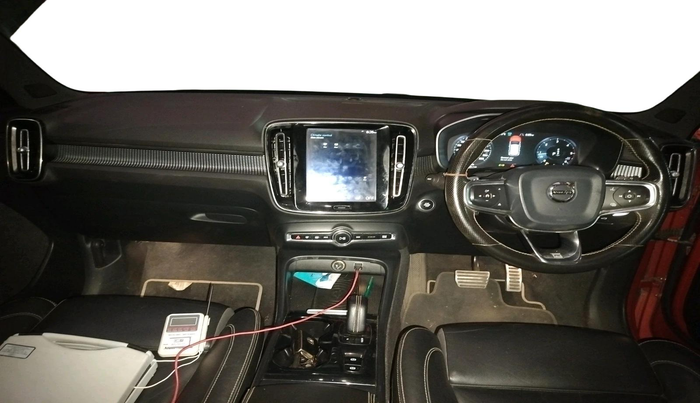 2018 Volvo XC 40 D4 R DESIGN, Diesel, Automatic, 52,855 km, interior