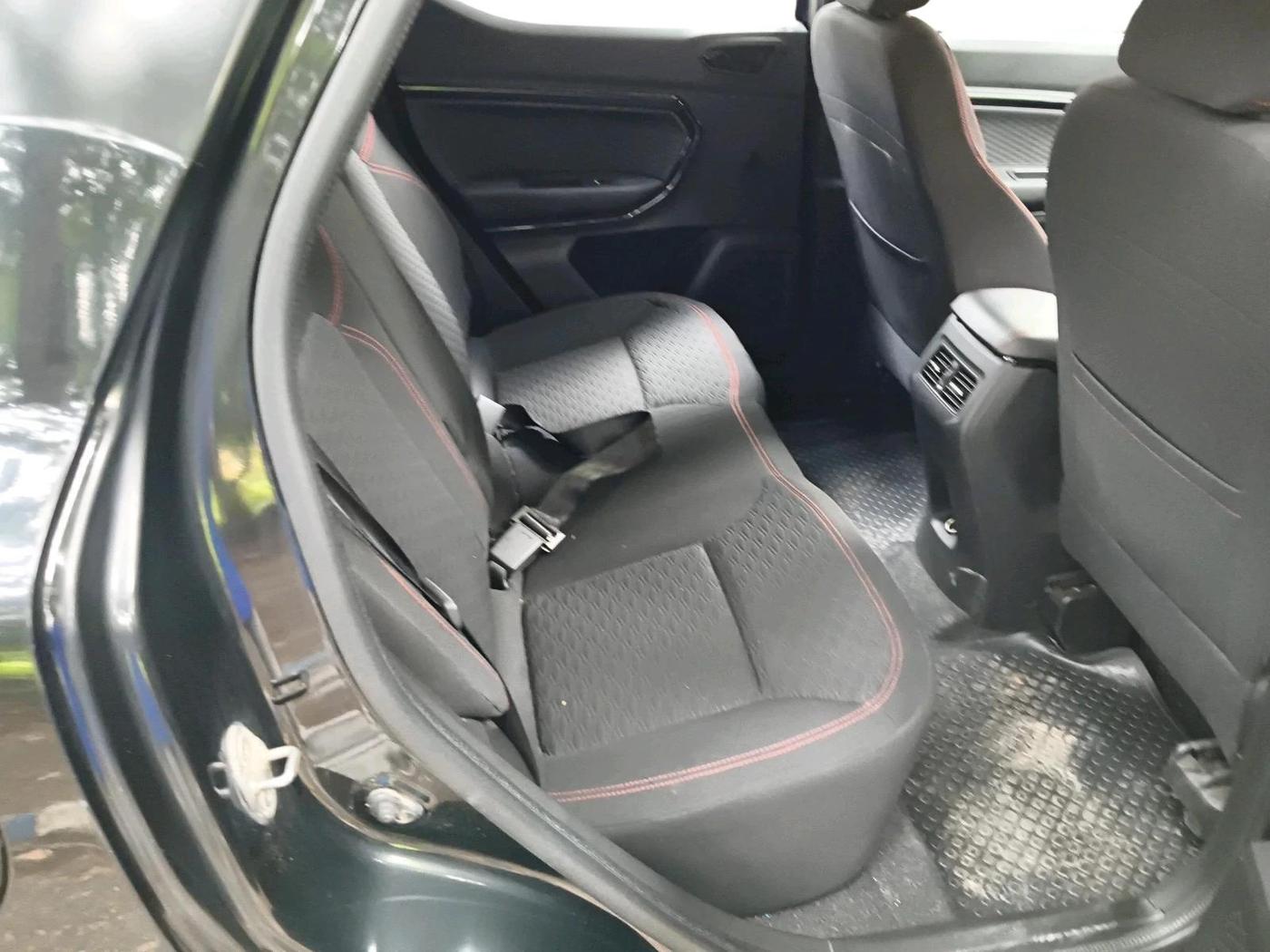 2022 Renault Kiger RXZ TURBO MT, Petrol, Manual, 19,285 km, interior