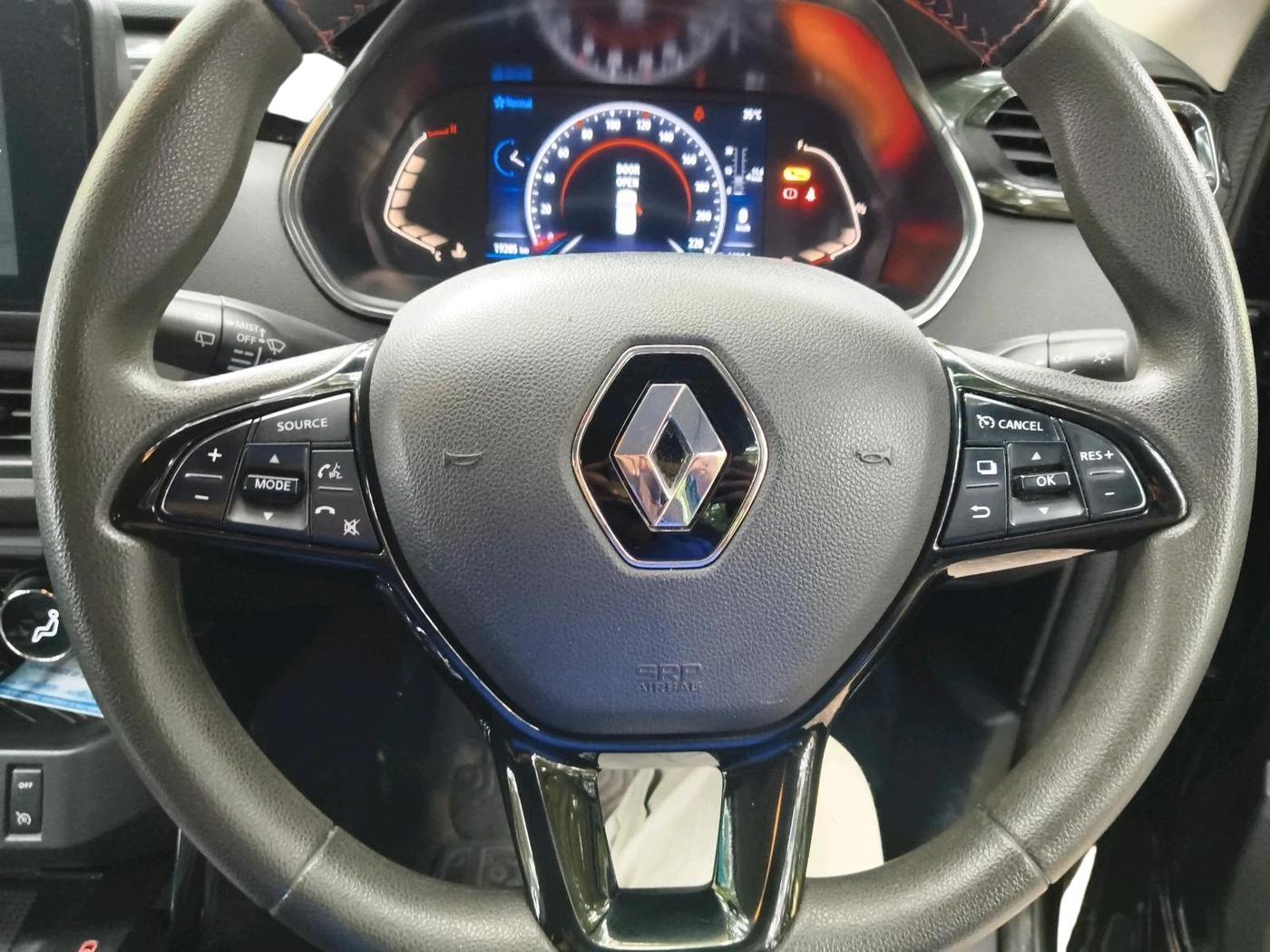 2022 Renault Kiger RXZ TURBO MT, Petrol, Manual, 19,285 km, interior