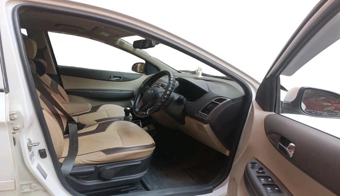 2014 Hyundai i20 ASTA 1.2, Petrol, Manual, 26,535 km, interior