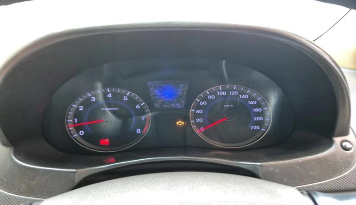 2013 Hyundai Verna FLUIDIC 1.6 VTVT EX, Petrol, Manual, 44,745 km, interior