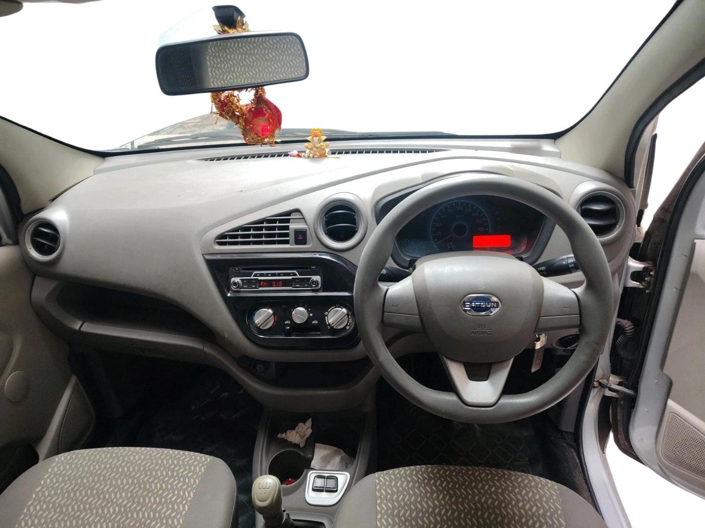 2017 Datsun Redi Go S, Petrol, Manual, 37,269 km, interior