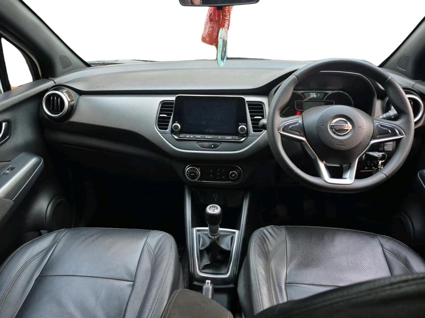 2021 Nissan Kicks XV 1.5, Petrol, Manual, 14,576 km, interior