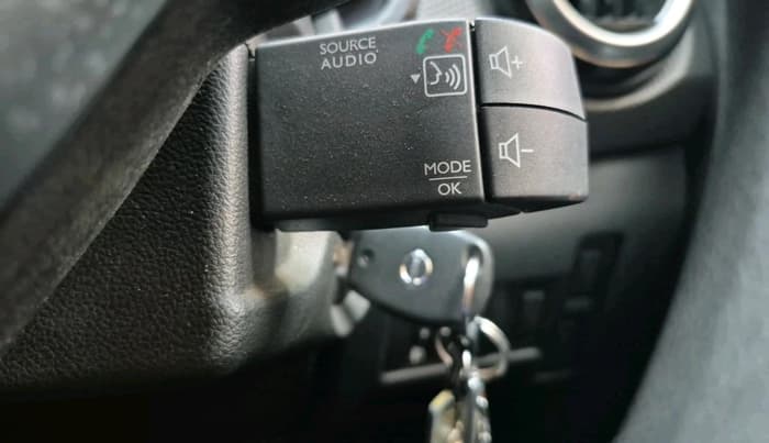 2021 Nissan Kicks XV 1.5, Petrol, Manual, 14,576 km, interior