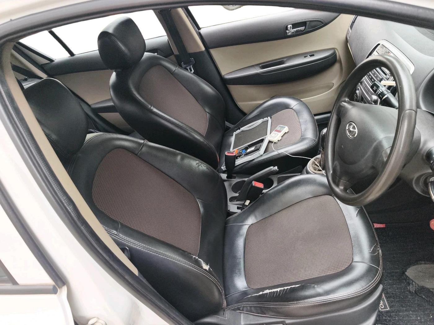 2012 Hyundai i20 MAGNA (O) 1.4 CRDI, Diesel, Manual, 81,577 km, interior
