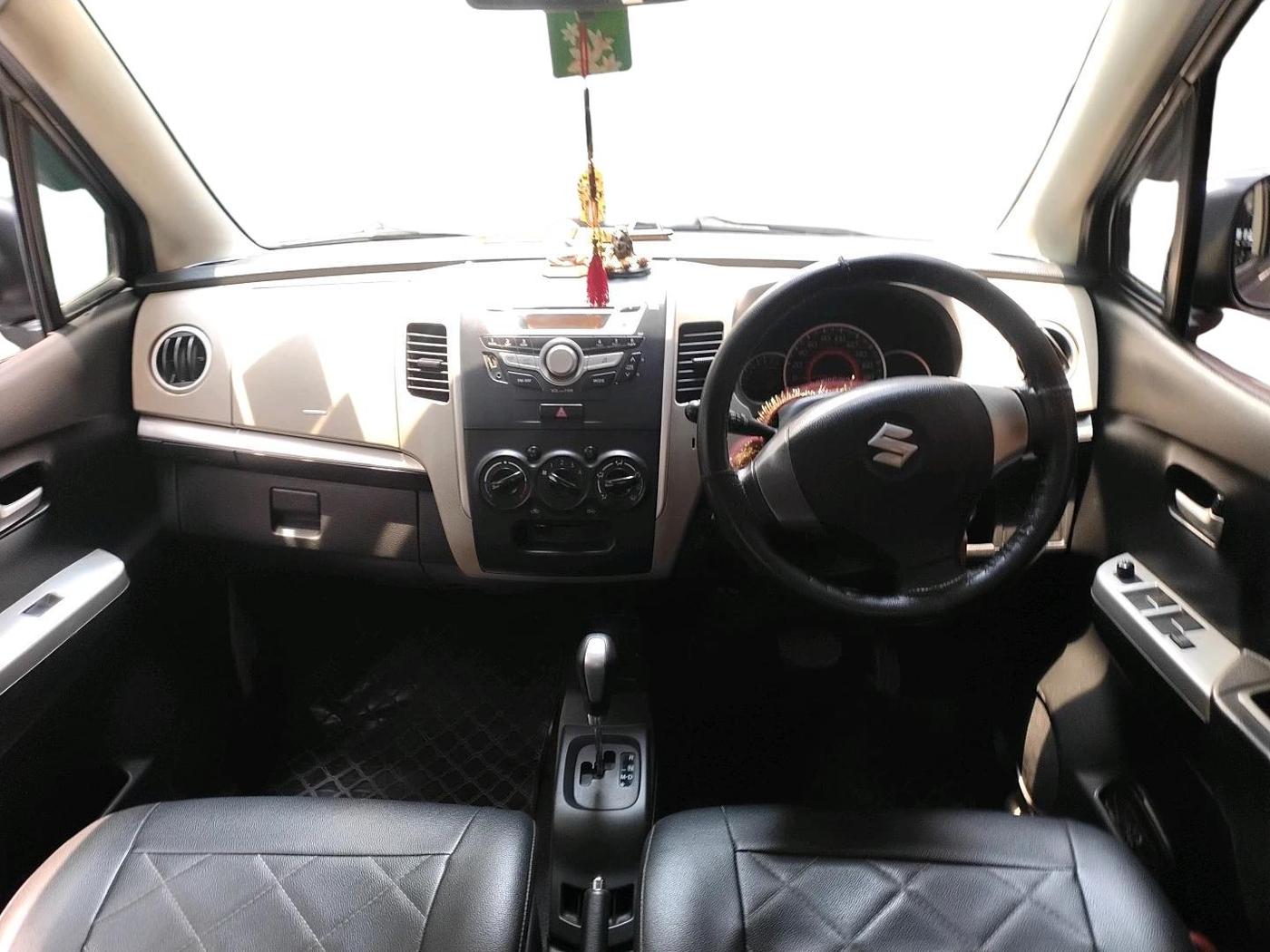 2015 Maruti Wagon R 1.0 VXI AMT, Petrol, Automatic, 26,588 km, interior