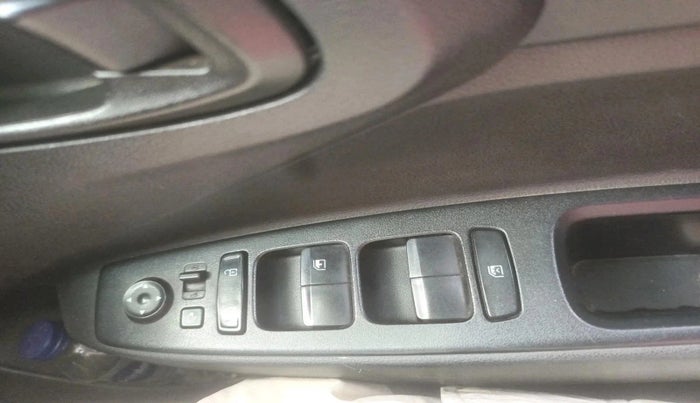 2022 Hyundai GRAND I10 NIOS MAGNA CORPORATE EDITION 1.2 KAPPA VTVT, Petrol, Manual, 11,115 km, interior