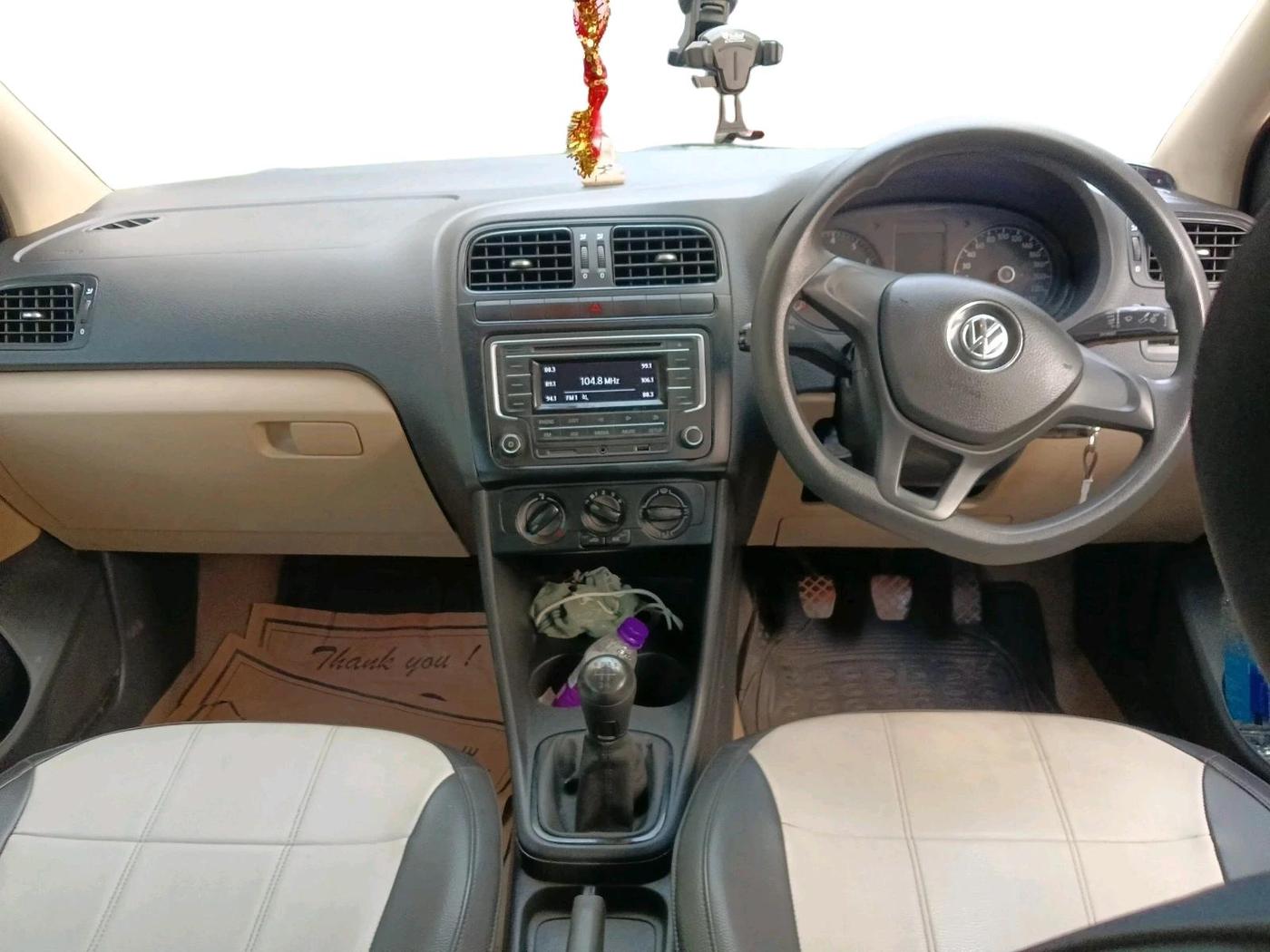 2016 Volkswagen Ameo COMFORTLINE 1.2L, Petrol, Manual, 47,472 km, interior