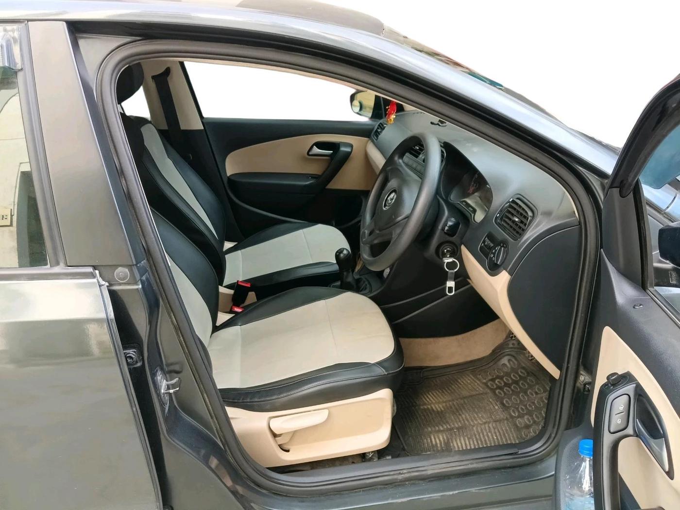 2016 Volkswagen Ameo COMFORTLINE 1.2L, Petrol, Manual, 47,472 km, interior