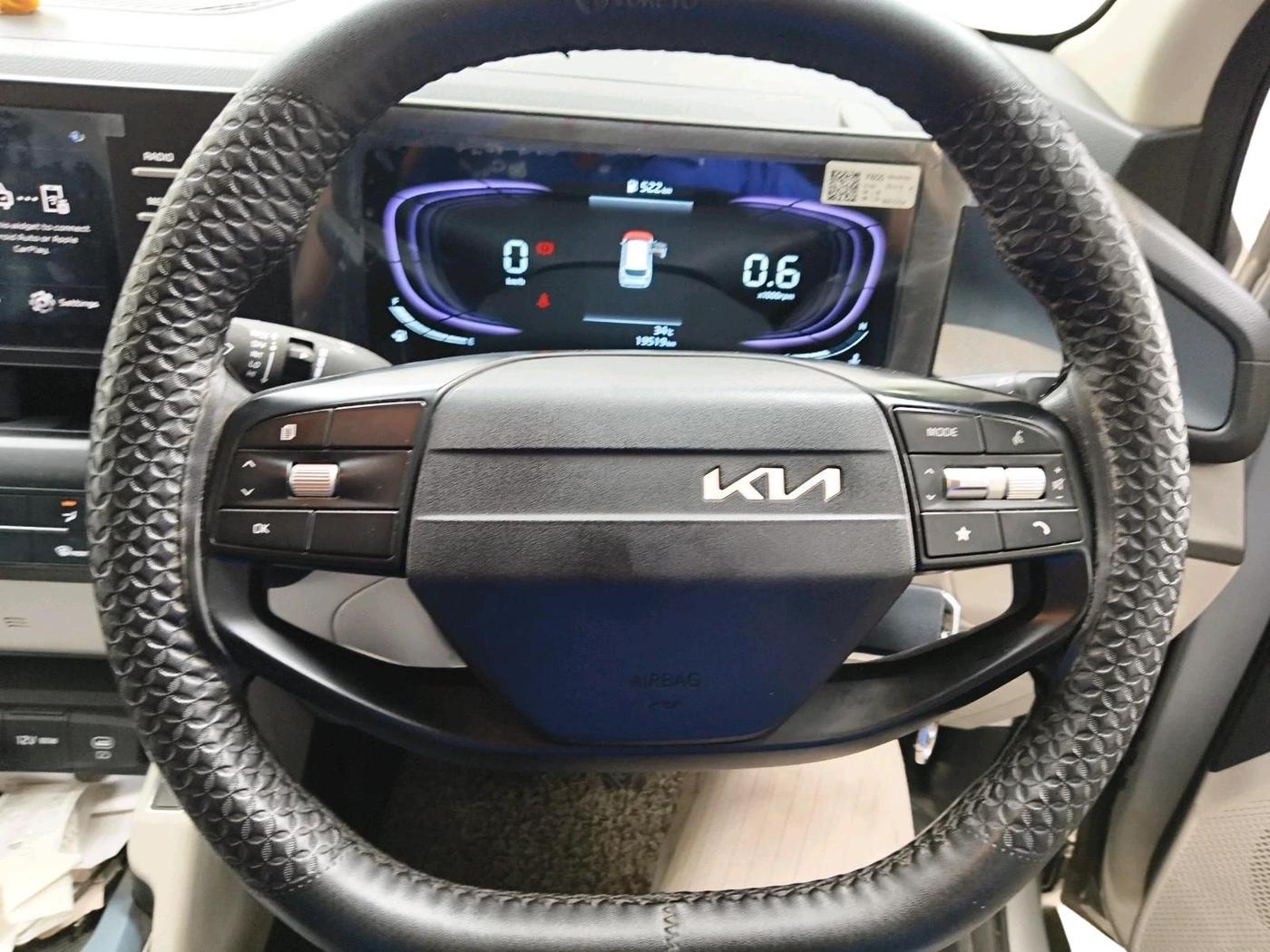 2025 KIA Carens Clavis HTE(O) 1.5 Petrol MT, Petrol, Manual, 19,519 km, interior