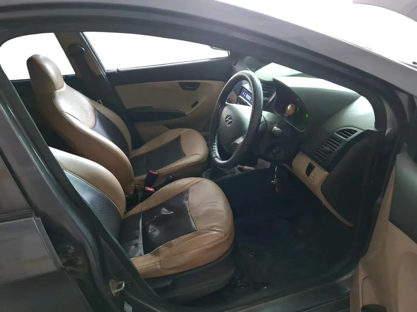 2017 Hyundai Eon ERA +, Petrol, Manual, 78,962 km, interior