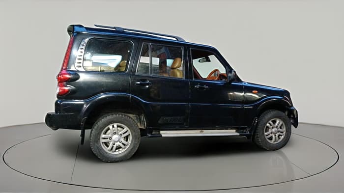 2011 Mahindra Scorpio VLX 2WD, Diesel, Manual, 1,30,560 km, exterior