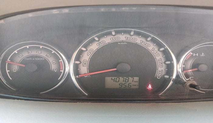 2016 Mahindra NUVOSPORT N8, Diesel, Manual, 40,787 km, interior