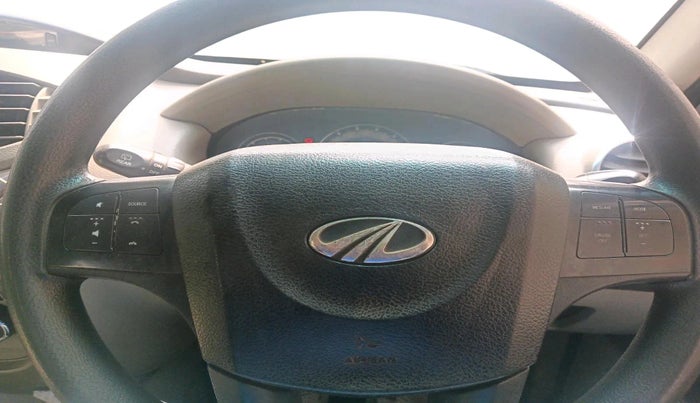 2016 Mahindra NUVOSPORT N8, Diesel, Manual, 40,787 km, interior