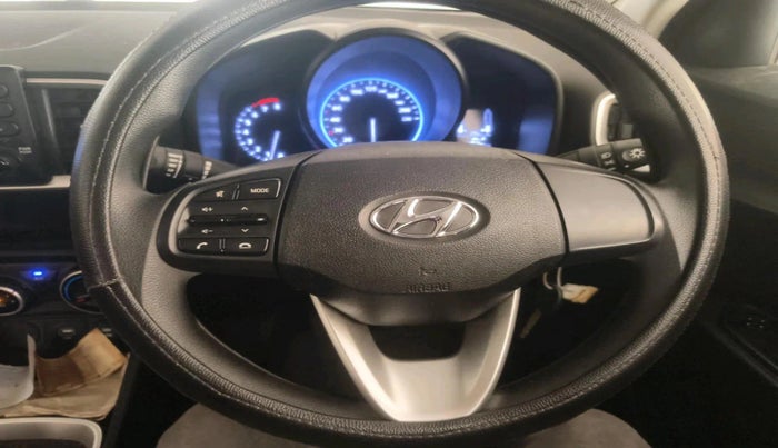 2020 Hyundai VENUE S 1.2, Petrol, Manual, 22,743 km, interior
