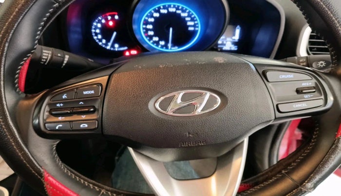 2019 Hyundai VENUE SX 1.0 TURBO, Petrol, Manual, 28,612 km, interior