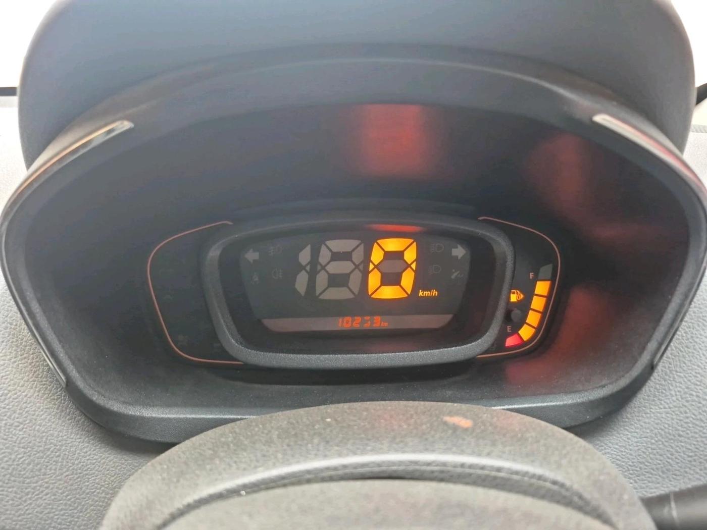 2018 Renault Kwid RXT 0.8 (O), Petrol, Manual, 10,233 km, interior