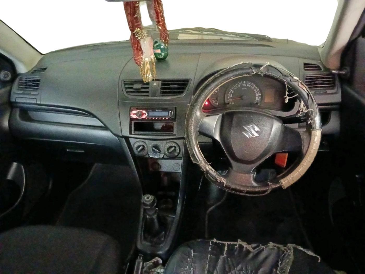 2011 Maruti Swift LDI, Diesel, Manual, 1,29,321 km, interior