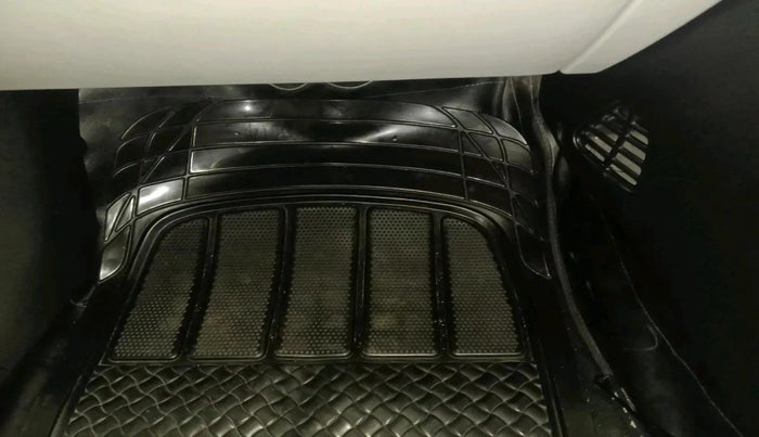 2021 KIA SONET HTX 1.0 IMT, Petrol, Manual, 41,975 km, interior