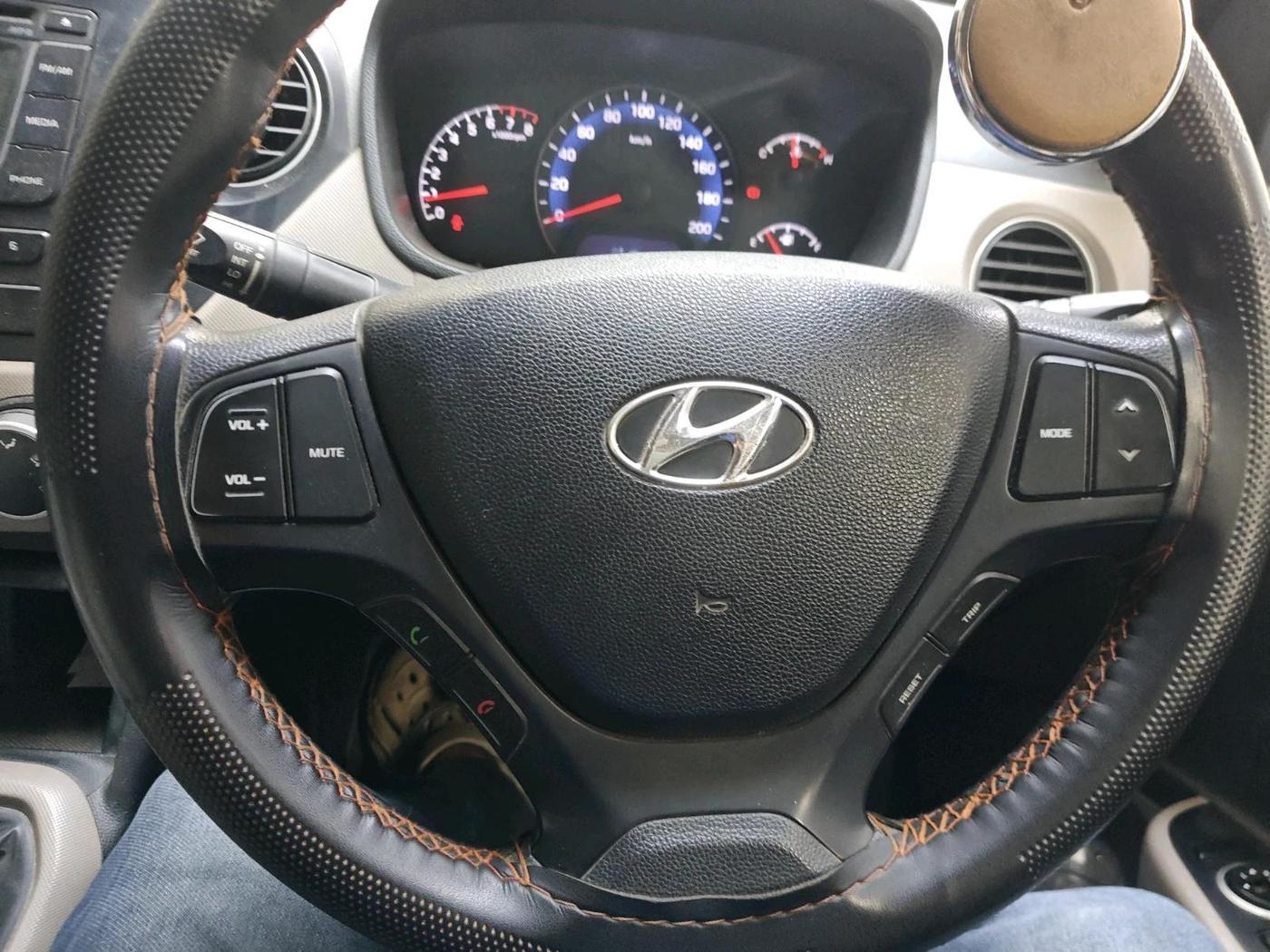 2015 Hyundai Xcent S 1.2, Petrol, Manual, 79,000 km, interior