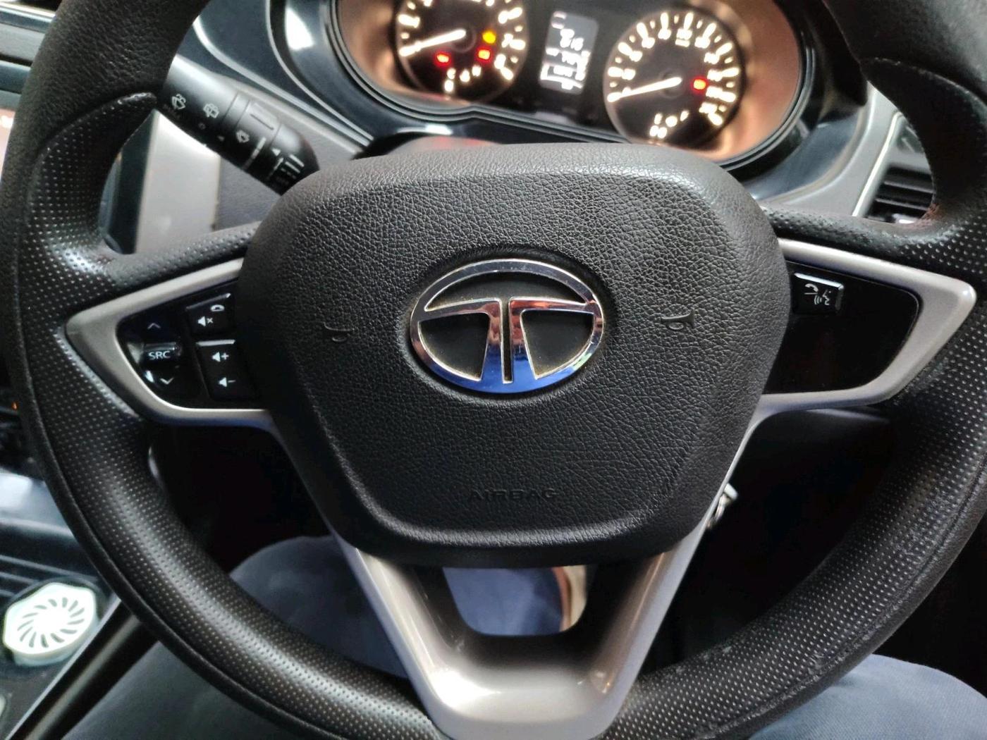 2016 Tata Bolt XT QUADRAJET, Diesel, Manual, 74,240 km, interior