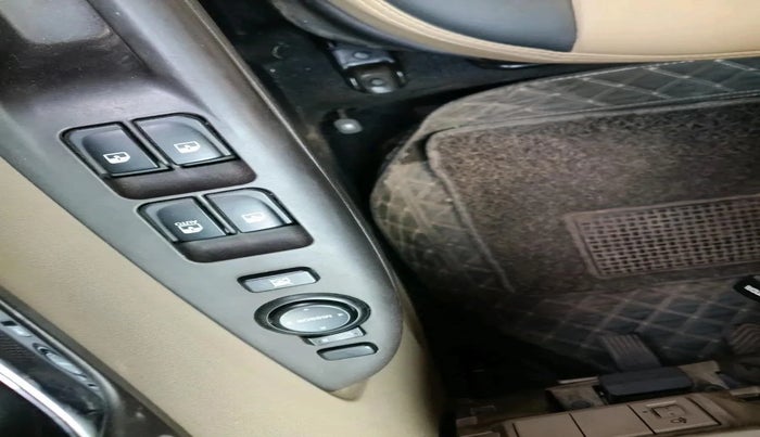 2013 Hyundai i20 SPORTZ 1.2, Petrol, Manual, 82,434 km, interior