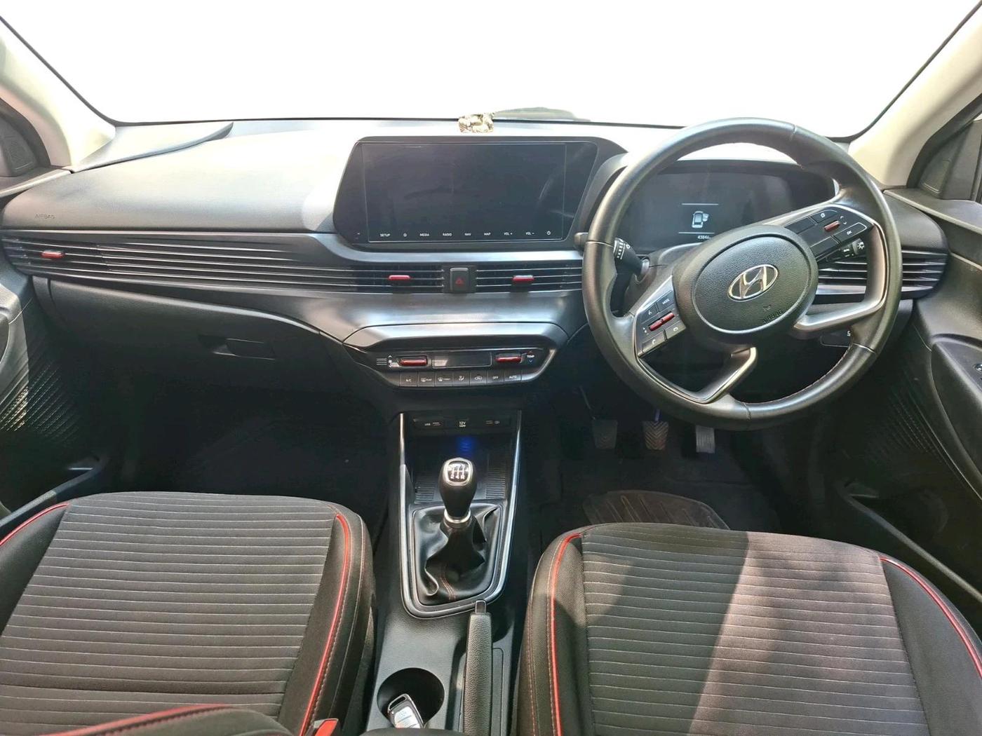 2021 Hyundai NEW I20 ASTA 1.2 MT, Petrol, Manual, 43,846 km, interior