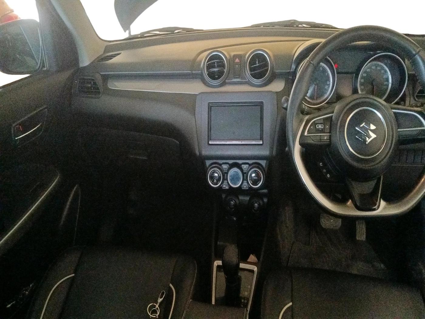 2020 Maruti Swift ZXI AMT, Petrol, Automatic, 50,119 km, interior