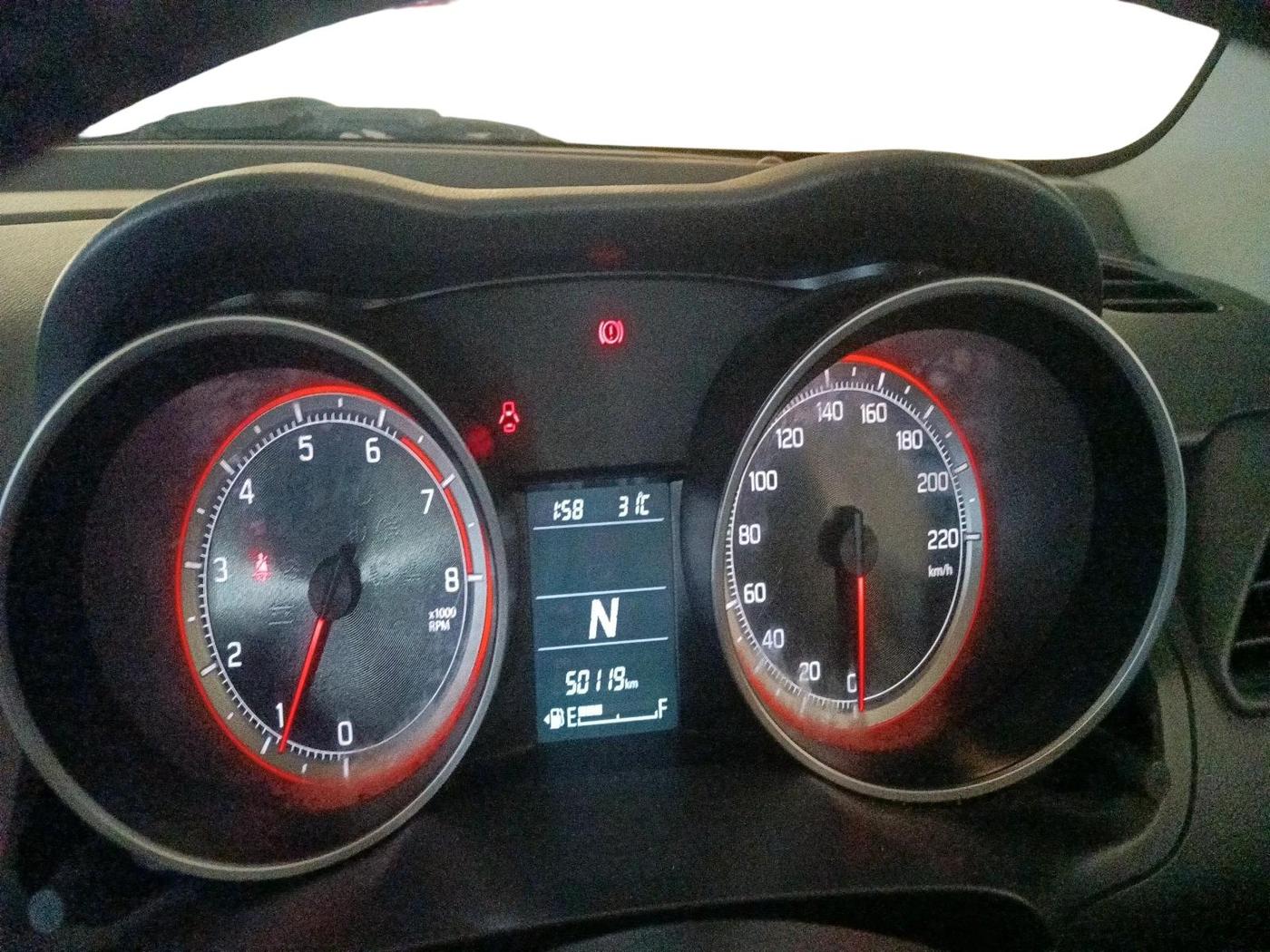 2020 Maruti Swift ZXI AMT, Petrol, Automatic, 50,119 km, interior