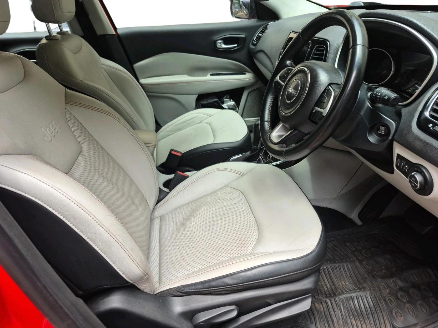 2017 Jeep Compass LIMITED 1.4 PETROL AT, Petrol, Automatic, 43,846 km, interior