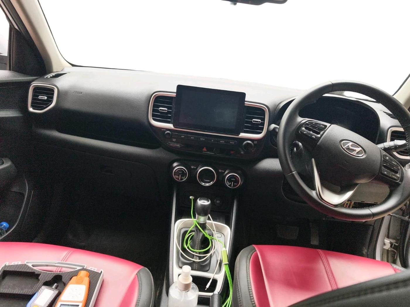 2019 Hyundai VENUE SX PLUS 1.0 TURBO DCT, Petrol, Automatic, 50,200 km, interior
