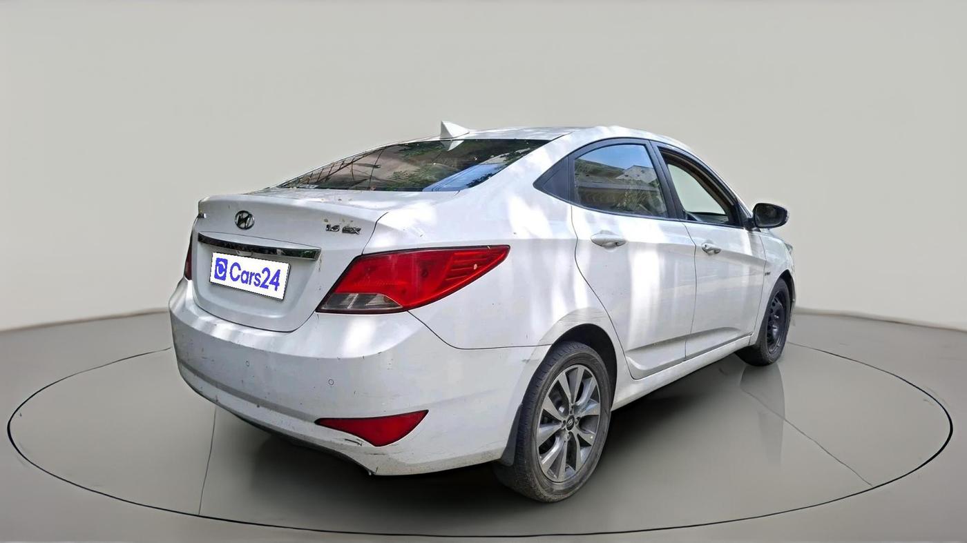 2016 Hyundai Verna 1.6 VTVT SX, Petrol, Manual, 1,08,127 km, exterior