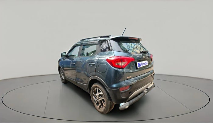 2024 Mahindra XUV300 W8 (O) 1.2 PETROL AMT, Petrol, Automatic, 17,477 km, exterior