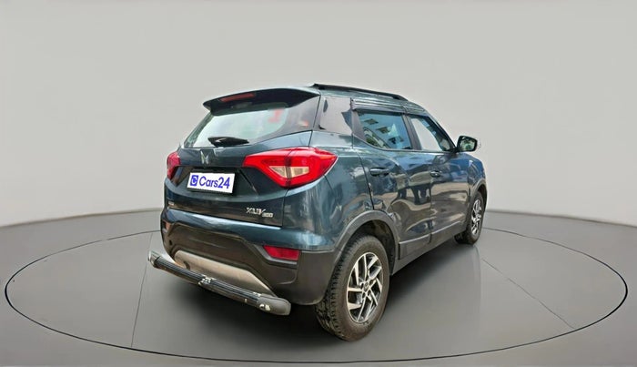 2024 Mahindra XUV300 W8 (O) 1.2 PETROL AMT, Petrol, Automatic, 17,477 km, exterior