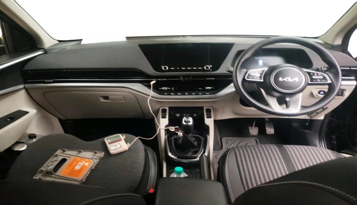 2023 KIA CARENS PRESTIGE PLUS 1.5 PETROL IMT 7 STR, Petrol, Manual, 14,679 km, interior