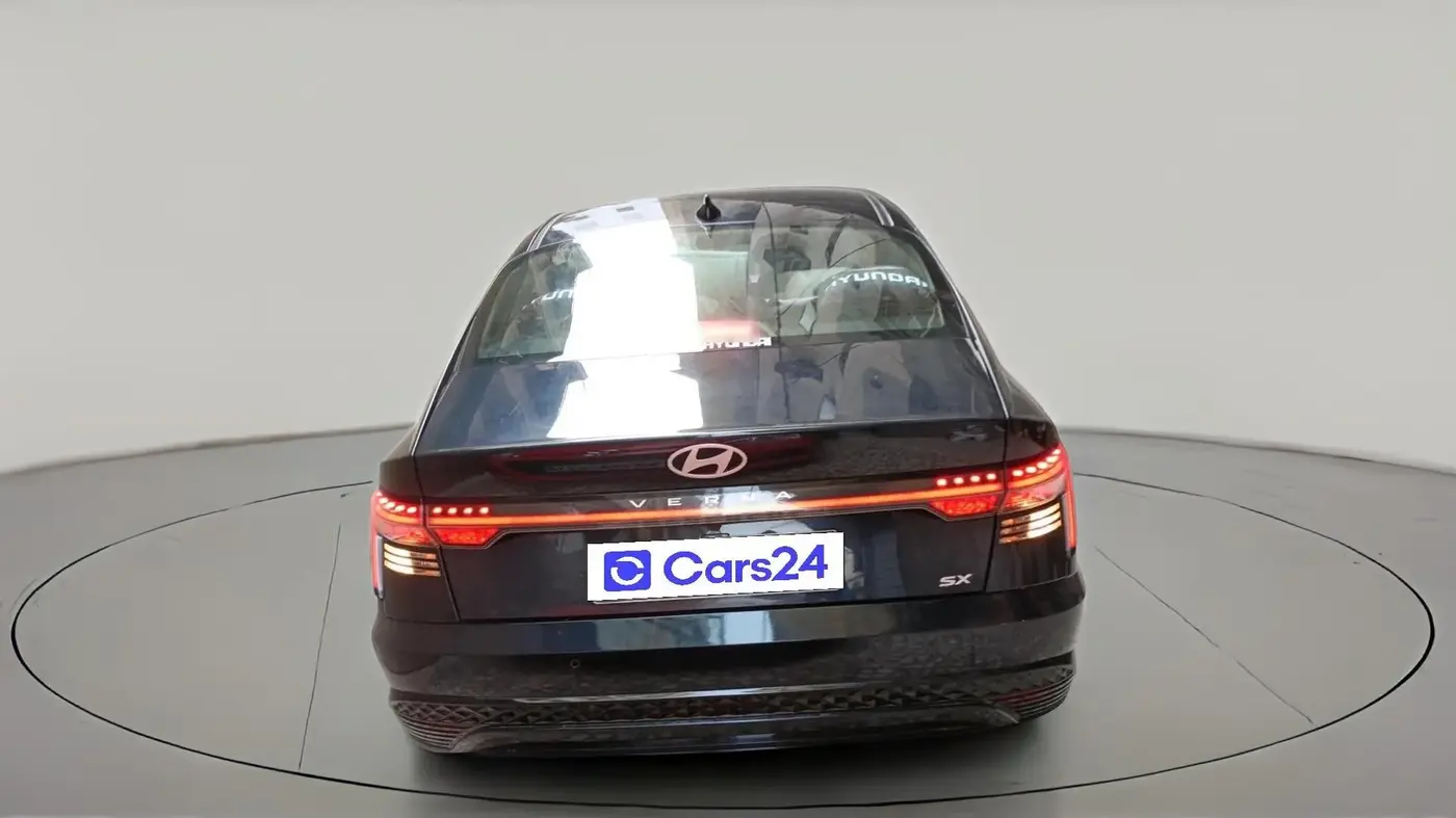 2024 Hyundai Verna SX 1.5 l MPI, Petrol, Manual, 29,022 km, exterior