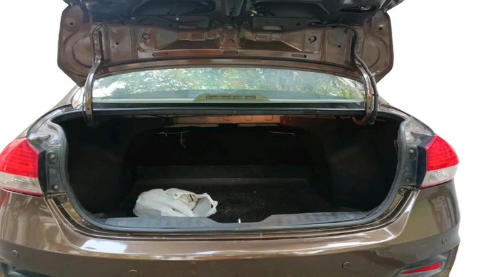 2016 Maruti Ciaz ZDI SHVS, Diesel, Manual, 1,04,358 km, exterior