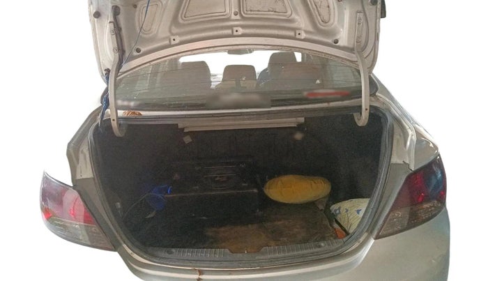 2013 Hyundai Verna FLUIDIC 1.6 CRDI SX, Diesel, Manual, 33,511 km, exterior