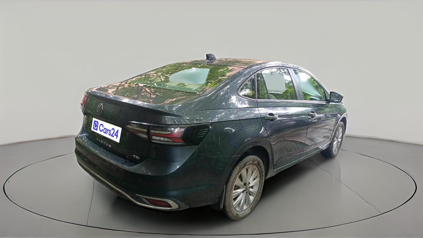 2023 Volkswagen VIRTUS HIGHLINE TSI 1.0 AT, Petrol, Automatic, 3,282 km, exterior