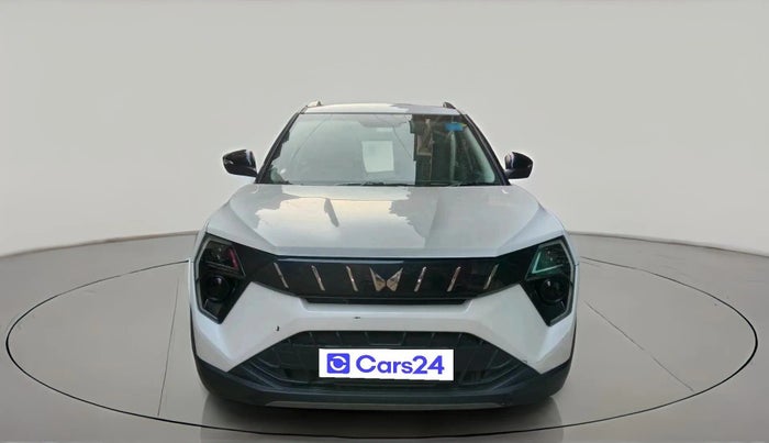 2024 Mahindra XUV 3XO AX5 1.2 L TCMPFI AT, Petrol, Automatic, 21,356 km, exterior
