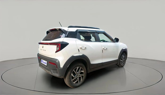 2024 Mahindra XUV 3XO AX5 1.2 L TCMPFI AT, Petrol, Automatic, 21,356 km, exterior