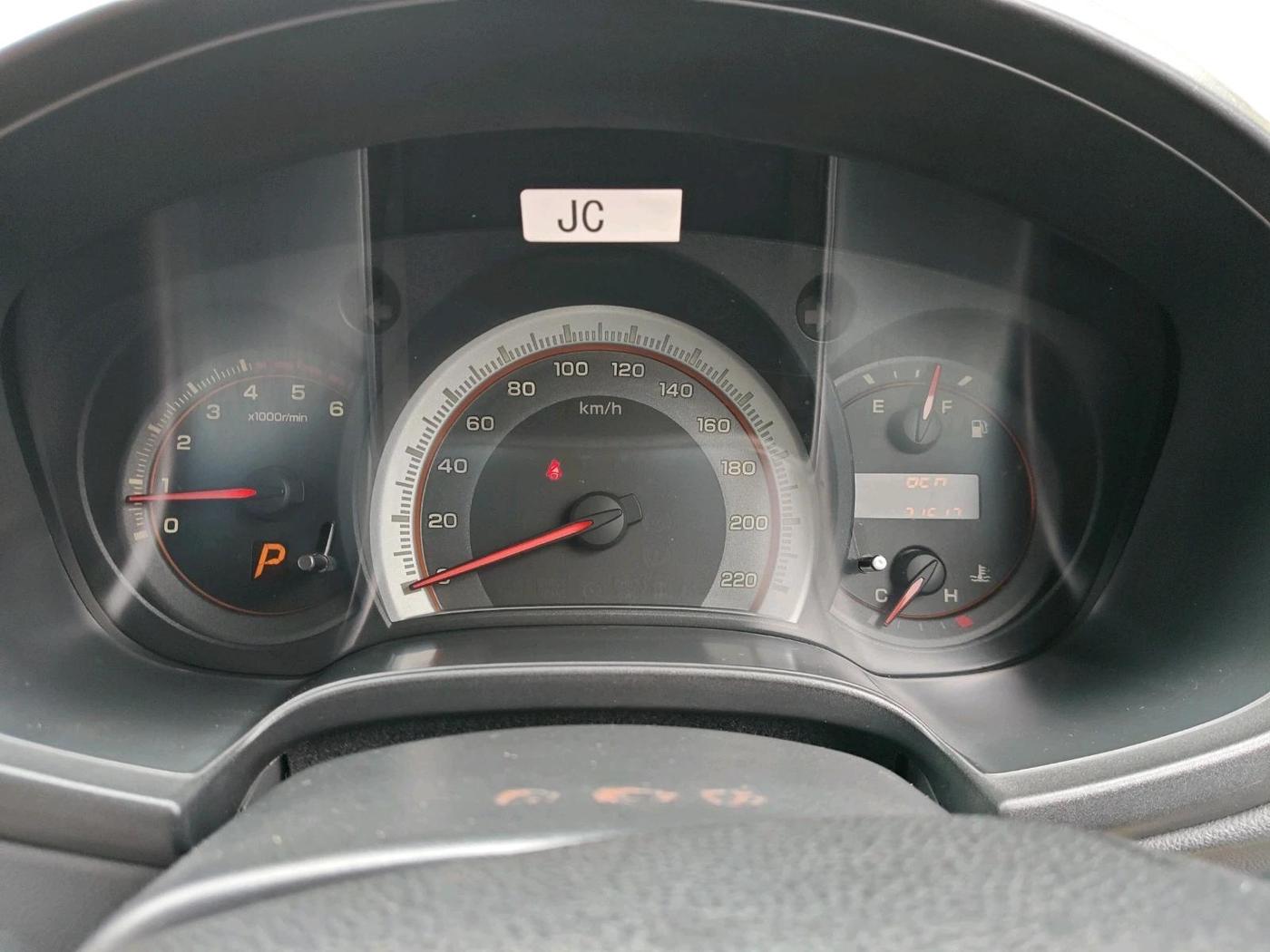 2015 ISUZU MU-7 Premium 4x2 AT, Diesel, Automatic, 81,000 km, interior