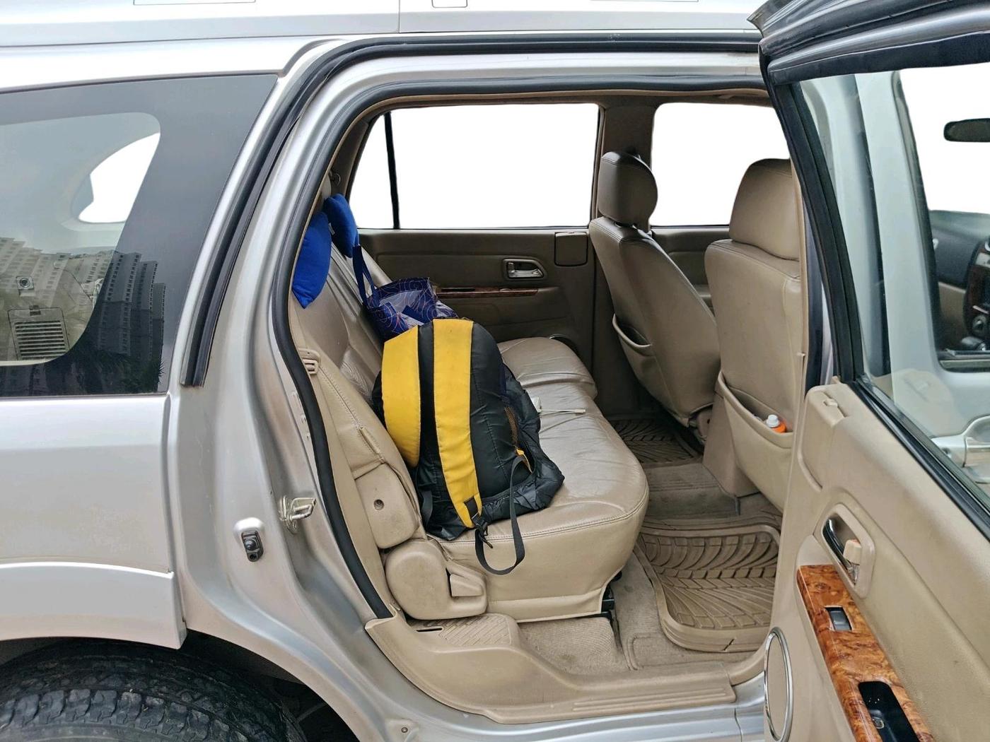 2015 ISUZU MU-7 Premium 4x2 AT, Diesel, Automatic, 81,000 km, interior