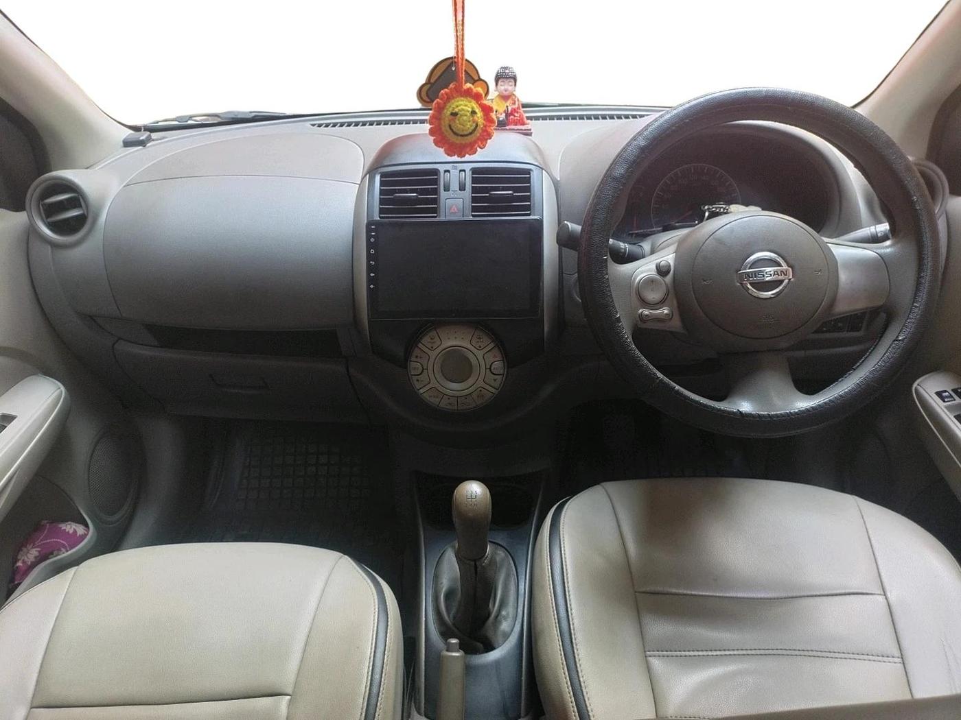 2013 Nissan Sunny XL, Petrol, Manual, 36,458 km, interior