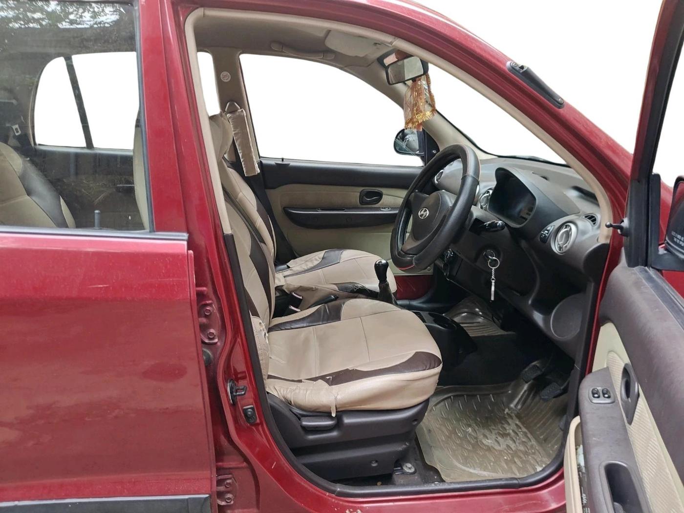 2011 Hyundai Santro Xing GLS, Petrol, Manual, 71,689 km, interior