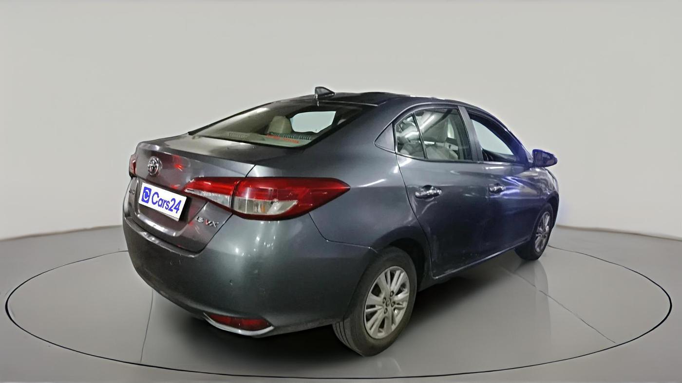 2018 Toyota YARIS VX MT, Petrol, Manual, 93,335 km, exterior