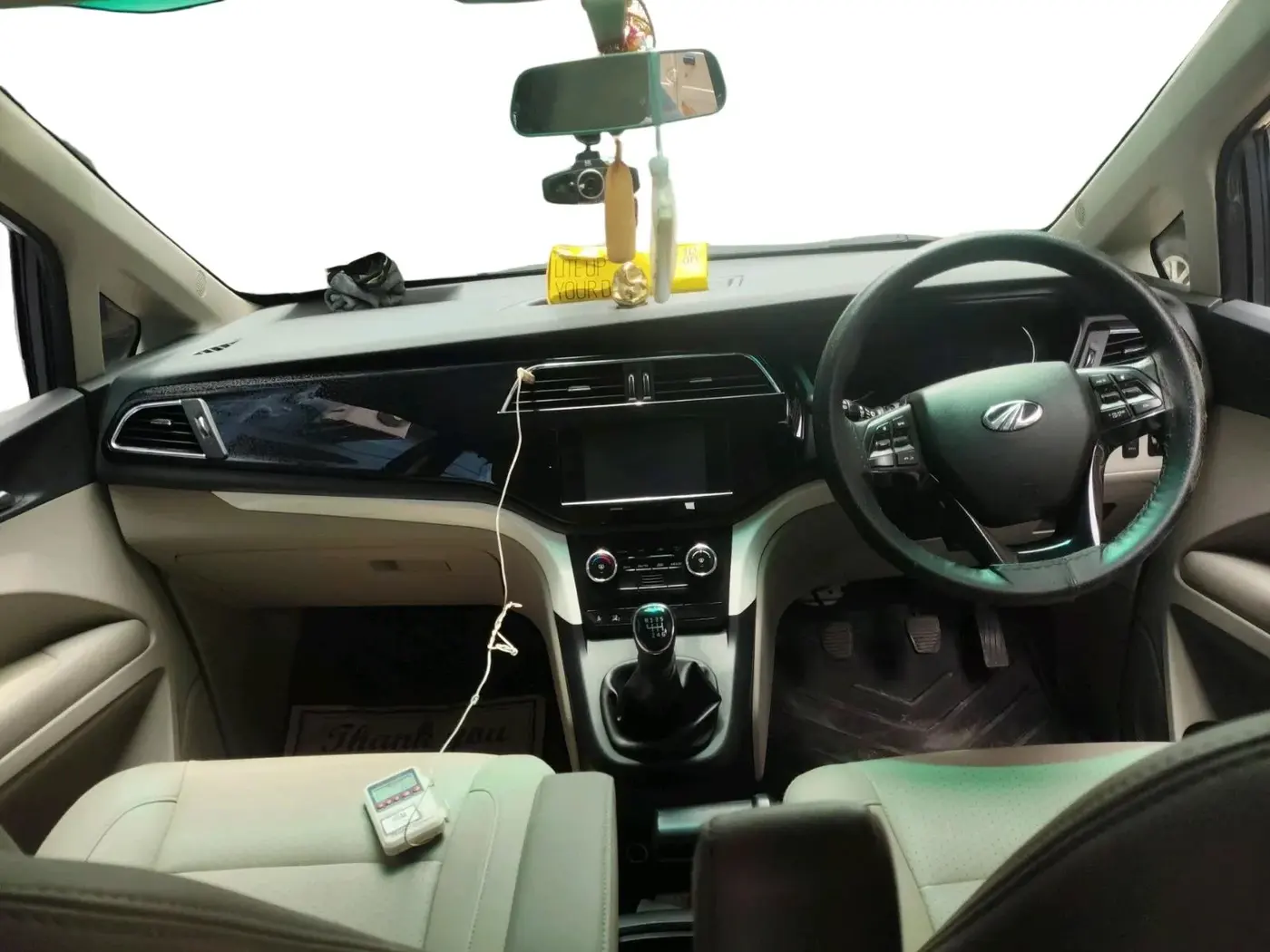 2019 Mahindra MARAZZO M8 8 STR, Diesel, Manual, 39,148 km, interior