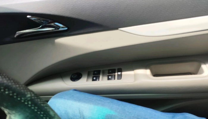 2019 Mahindra MARAZZO M8 8 STR, Diesel, Manual, 39,148 km, interior