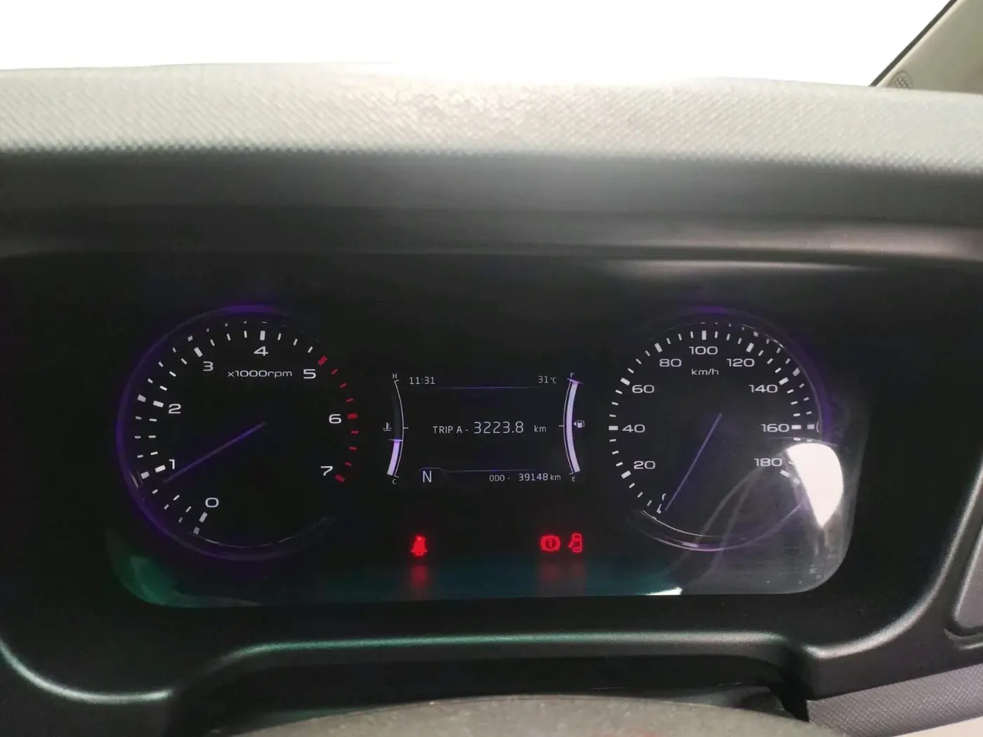 2019 Mahindra MARAZZO M8 8 STR, Diesel, Manual, 39,148 km, interior
