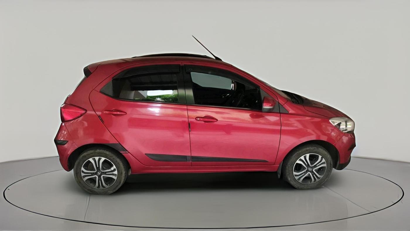 2018 Tata Tiago XZ PETROL, Petrol, Manual, 69,014 km, exterior